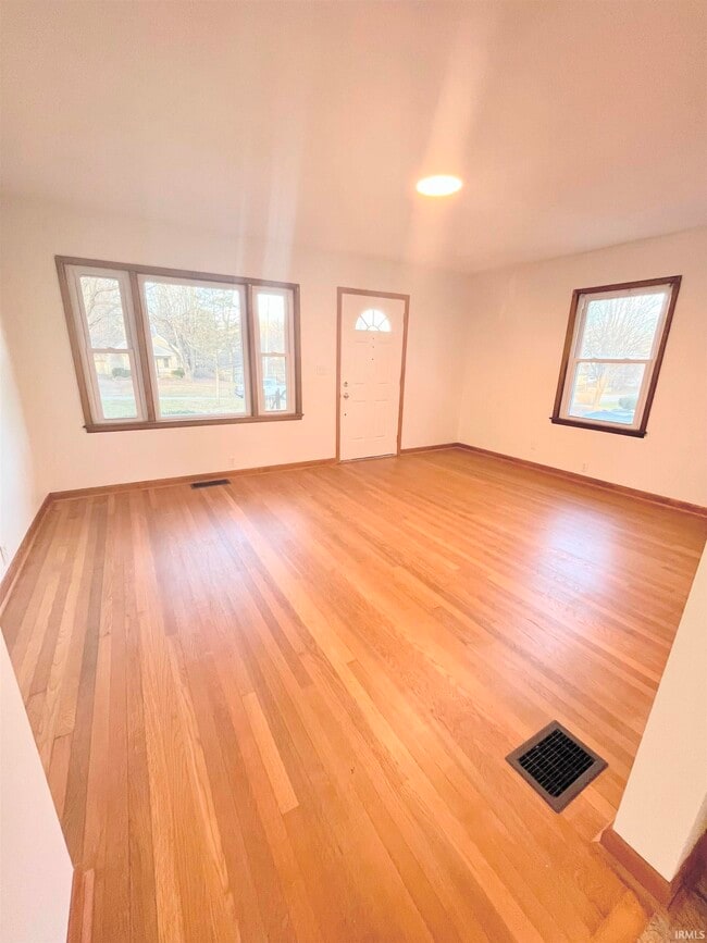 Photo - 201 W Church Ln