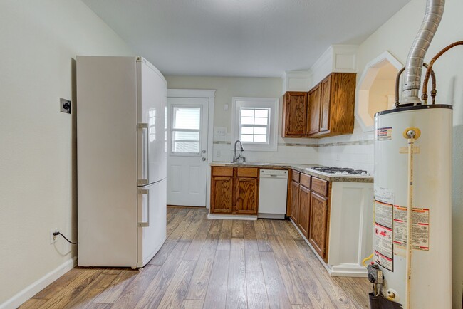 Photo - SF-007-904/906 South 20th Street Duplex Unit 904