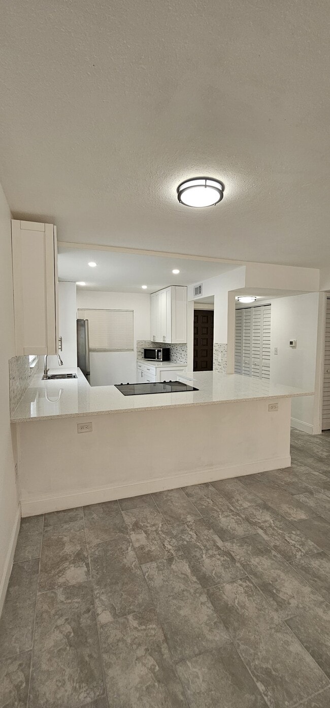 Photo - 301 87th Ave