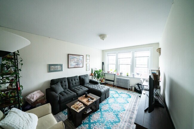 Photo - 56 Selkirk Rd Unit 9