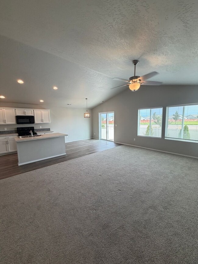 5214 Clearfield Ct
