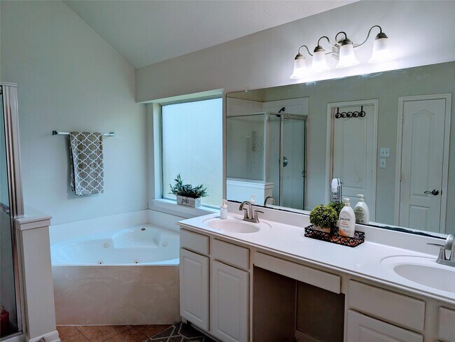 Photo - 13011 Sandflower Ln