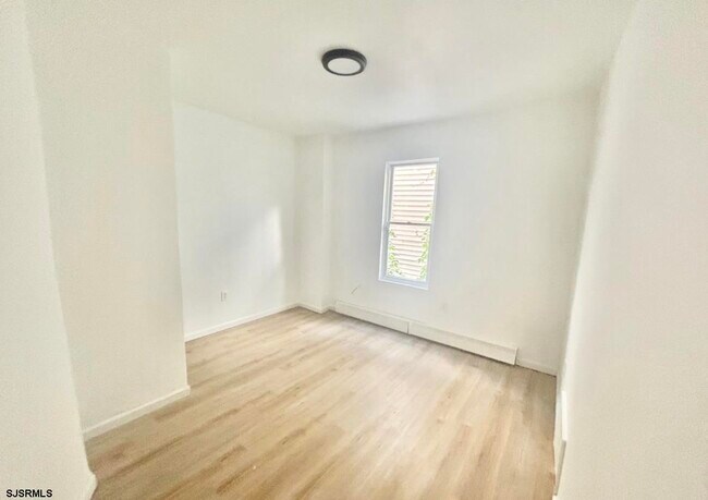 Photo - 326 N Tennessee Ave