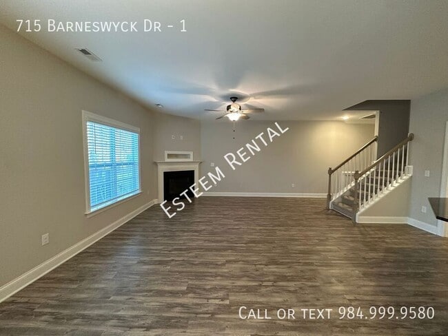 Photo - 715 Barneswyck Dr