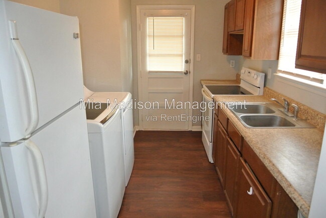 Photo - 310 Forrest Ave