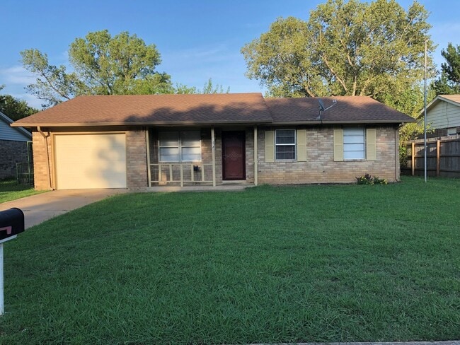 Beautiful 3 bedroom in Glenpool! - Beautiful 3 bedroom in Glenpool! House