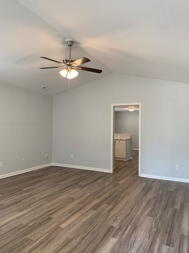 Photo - 3 Bedroom 2 Bath Renovated House Available Now on Park Avenue