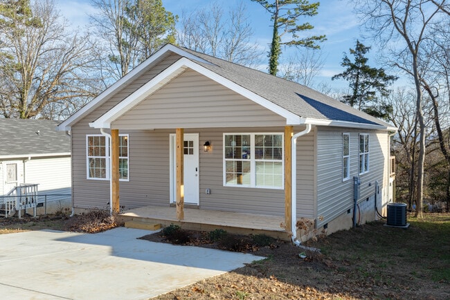 Photo - 812 Aubrey Ave