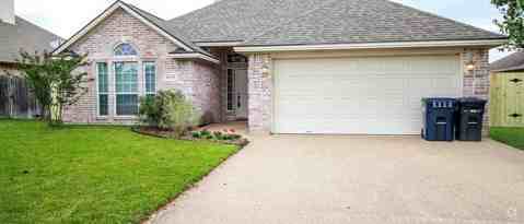 Building Photo - 8415 Lauren Dr Rental