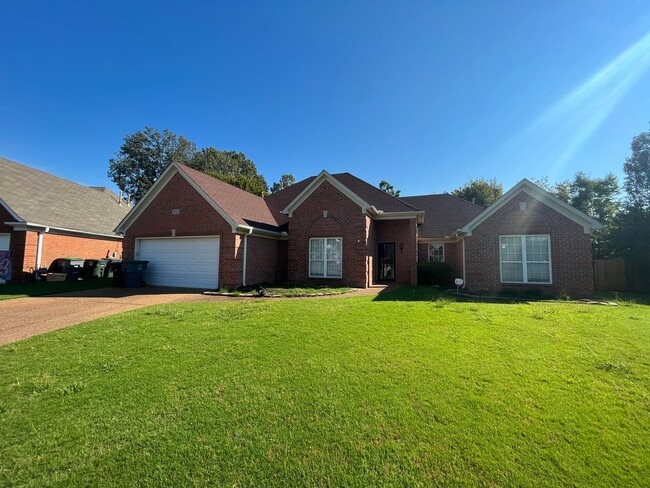 Photo - Fenced in back yard! Split bedroom floor plan! Pets are owner's approval, fees do apply.