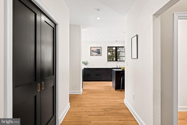 Photo - 1623 Jonquil St NW