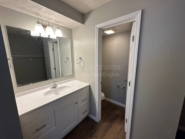 Photo - 6219 Graceland Ave Unidad 1