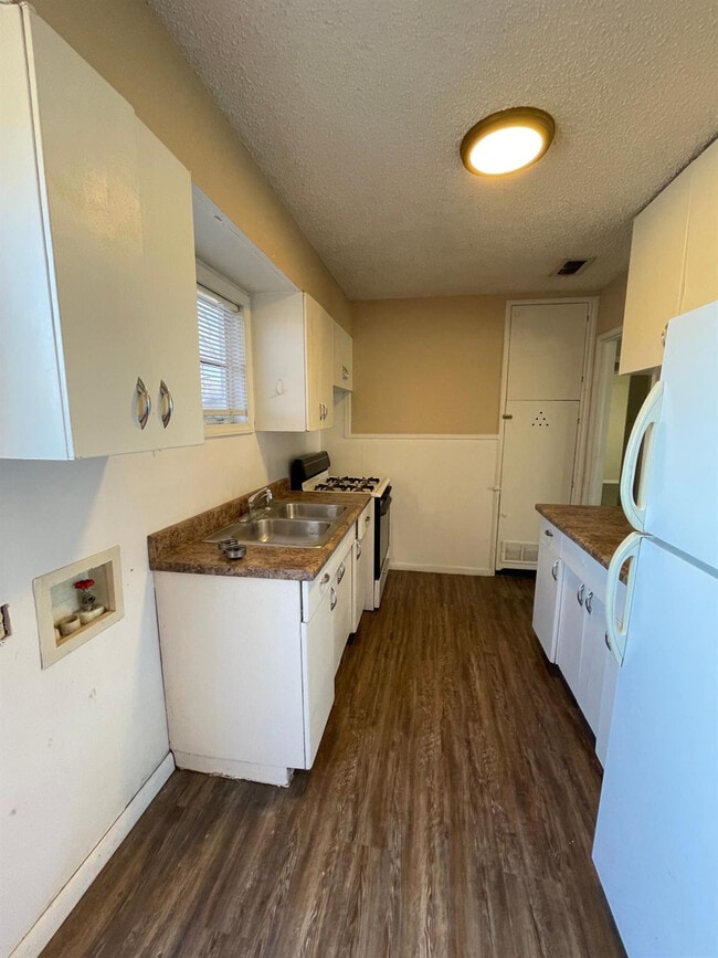 Photo - 3722 32nd St