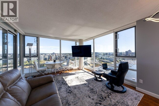 1033 Marinaside Crescent Unit 2905