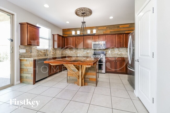 Photo - 18254 W Hatcher Rd
