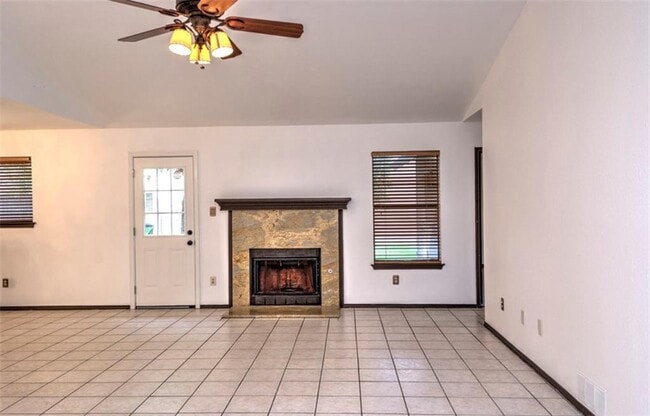 Photo - 6500 Luckenbach Ln