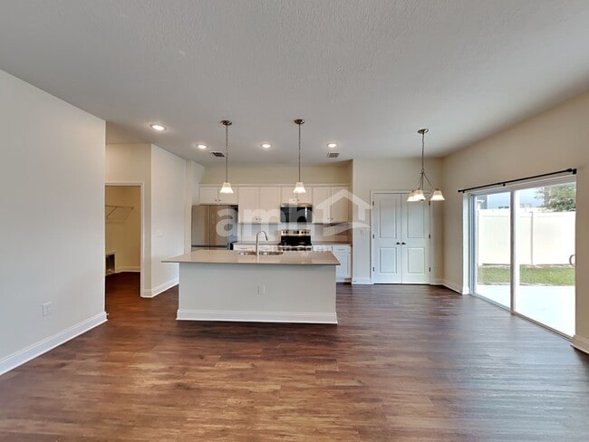 Photo - 6107 Little Blf Cir