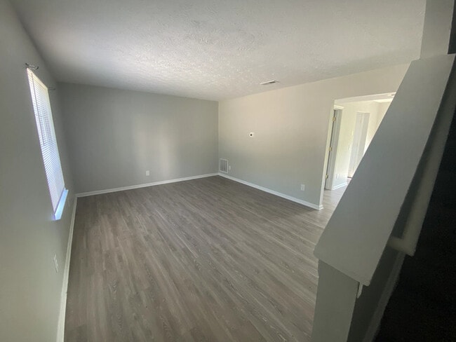 Photo - 2606 Crisnic Ct