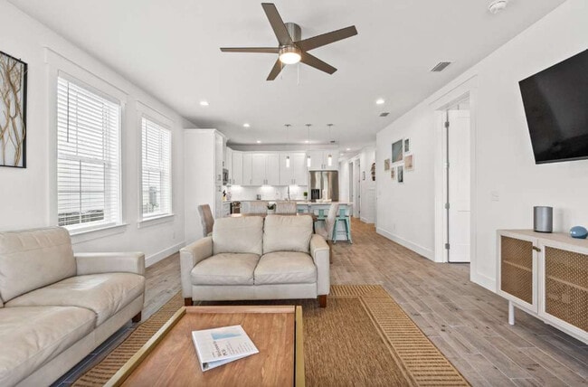 Building Photo - 504 Lyndell Ln Unit SI ID1511647P