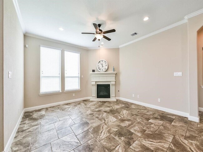 Photo - 21918 Avalon Queen Dr