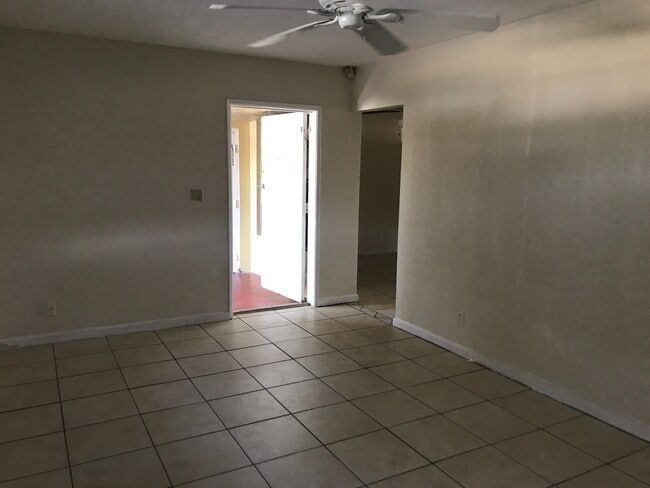 Photo - 1640 NW 9th Ave Unit 2
