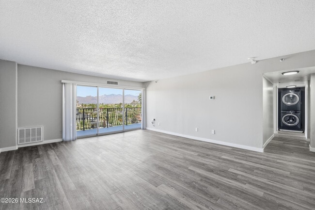 Photo - 425 W Paseo Redondo Unit 6E