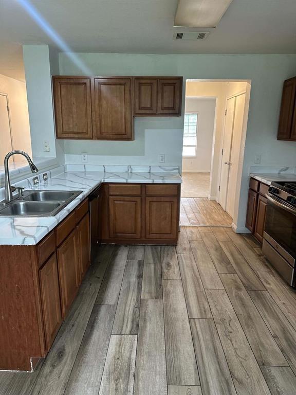 Photo - 18312 Crestwind Ln