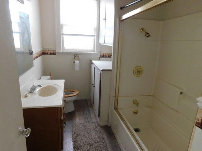 Photo - Clean and Move in Ready, Great Location Unit 2