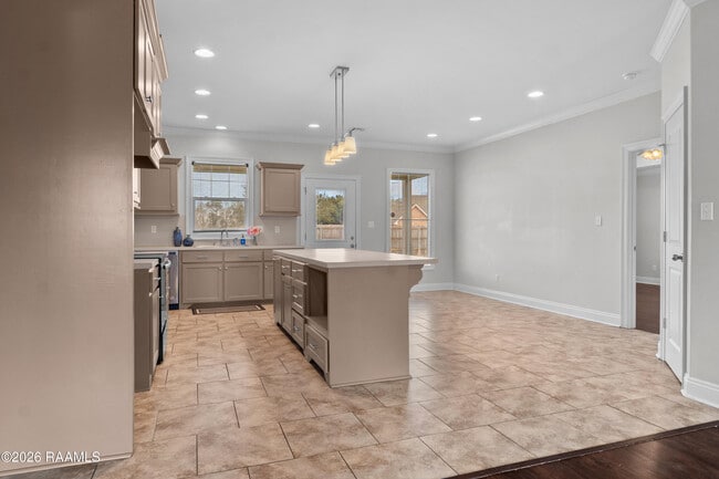 Photo - 1007 Lillian Michel Dr