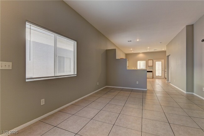 Photo - 1635 Marion Bennet Dr