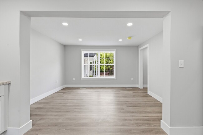 Photo - 2415 Piedmont St NW Unit 3