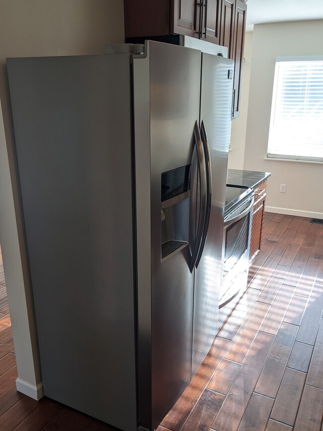 Photo - 3050 S Birch St