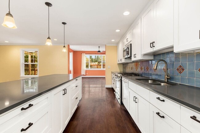 Photo - 14237 76th Pl NE