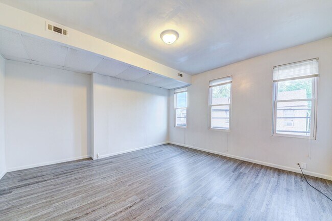 Photo - 2400 Mission St Unit Apt 3