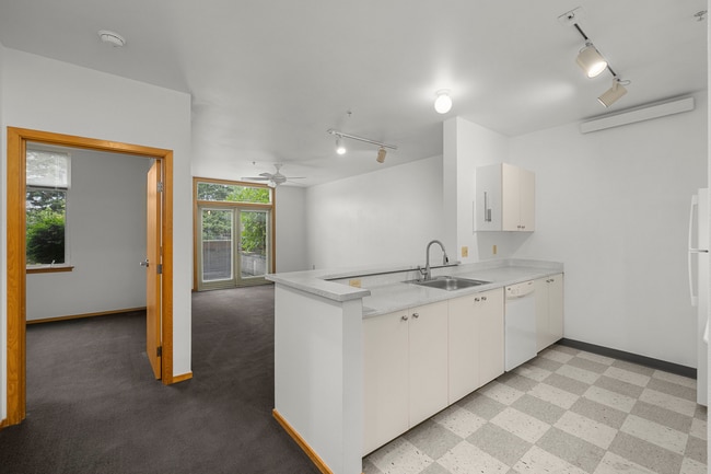 Photo - Bookmark Apartments