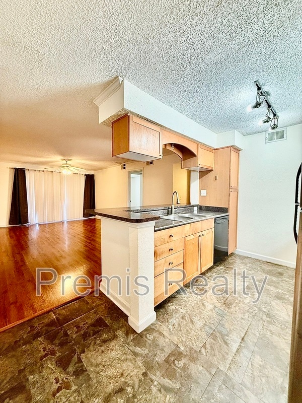 Photo - 2500 Winding Creek Blvd Rental