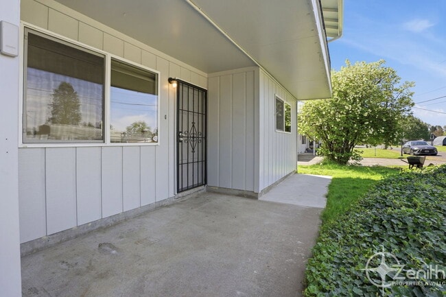 Photo - 166 Virginia St Unit B