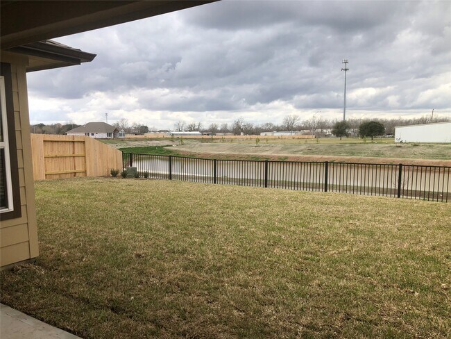 Photo - 1234 Oak Barrel Run