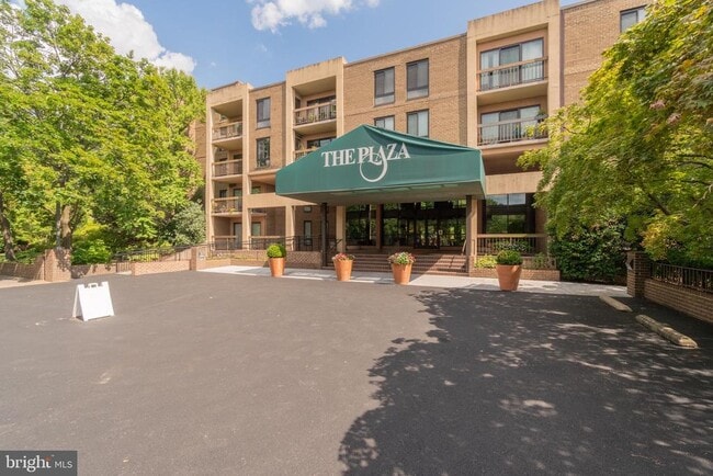 805 N Howard St Unit 438