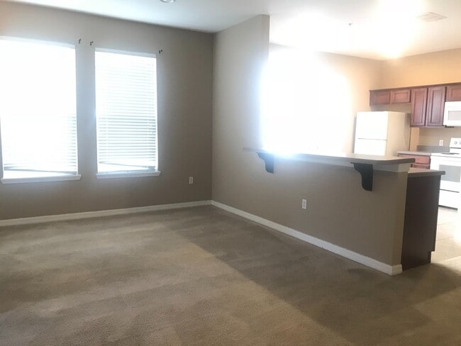 Photo - MOVE IN SPECIAL- Beautiful 3/2.5 Harmony Condo.