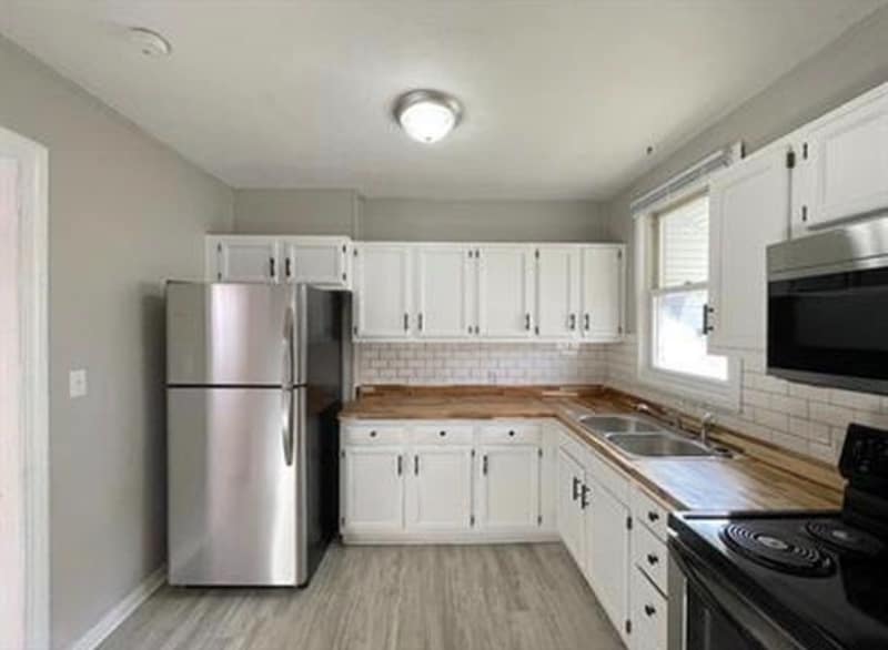 Photo - 2722 Shelby St