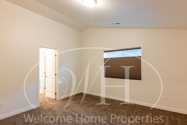 Photo - Single Story 3 Bedroom Home with Gas Fireplace and Covered Patio