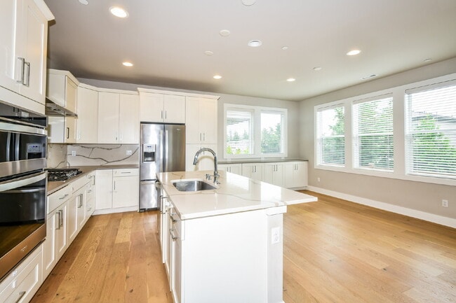 Photo - FOR RENT- AVAILABLE NOW! -  Modern 4-Bedroom Home with A/C in Bothell's Grove North Community