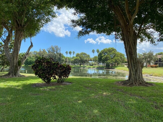 Building Photo - 15496 Lakes of Delray Blvd Unit 106