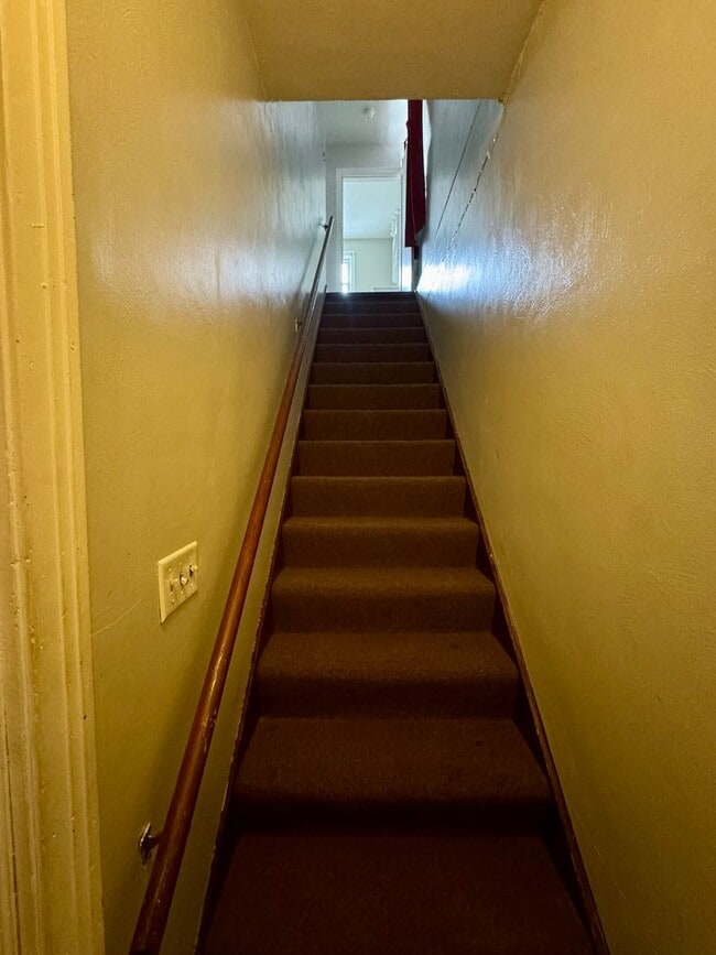 Photo - 3 Bedroom 2 Bath in Natrona Heights, PA!