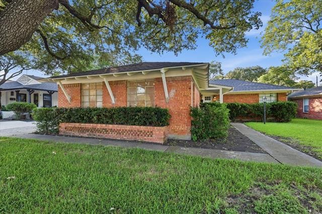 Building Photo - 6607 E Mockingbird Ln