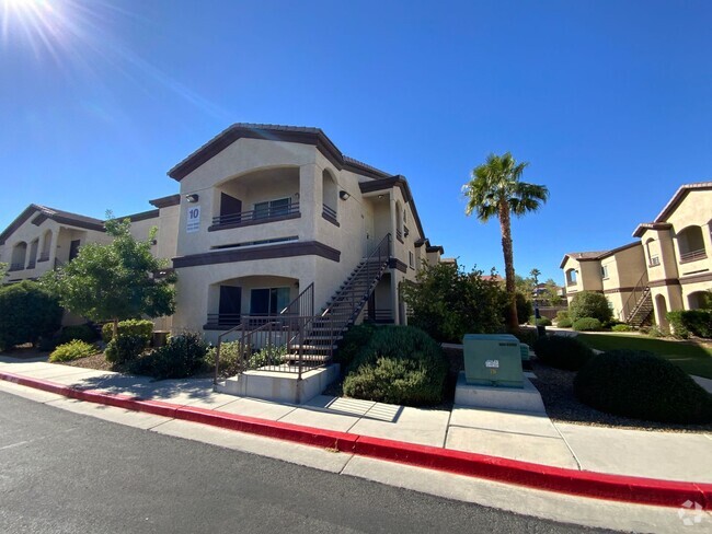 Building Photo - GATED GEM IN GREEN VALLEY RANCH! Rental