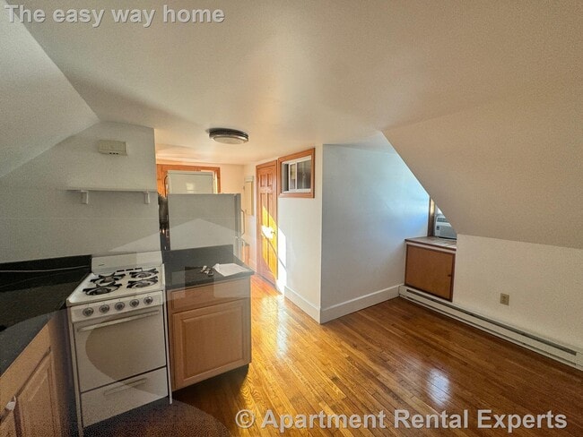 Photo - 8 Allen St Unit #3