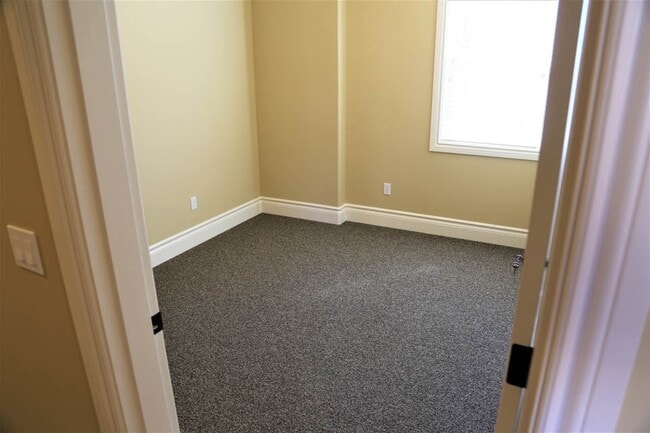 Photo - 2131 NW Janssen St Unidad 107