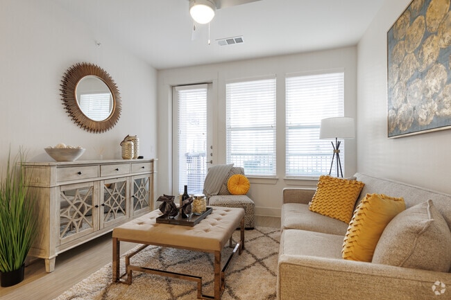 1BR, 1BA - 637SF | A2